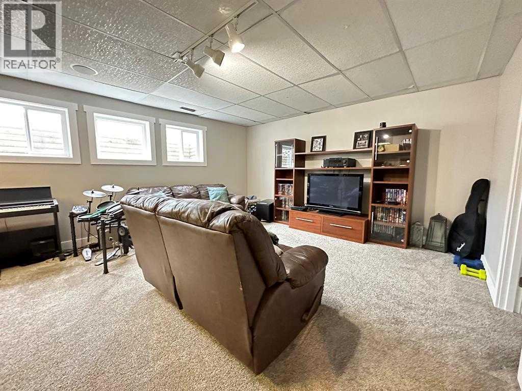 5206 49A Street - 17