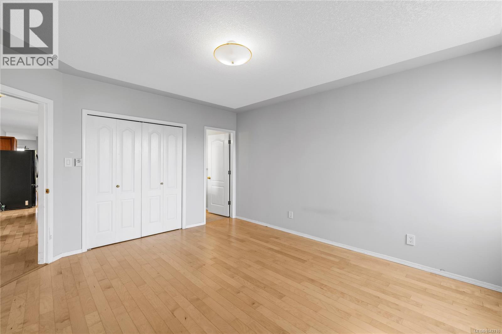 625 Forsyth Ave - 22