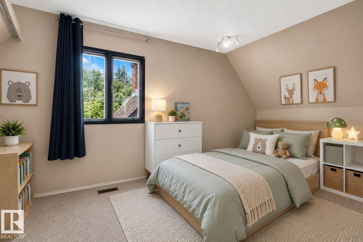 7819 22 AV NW - 20