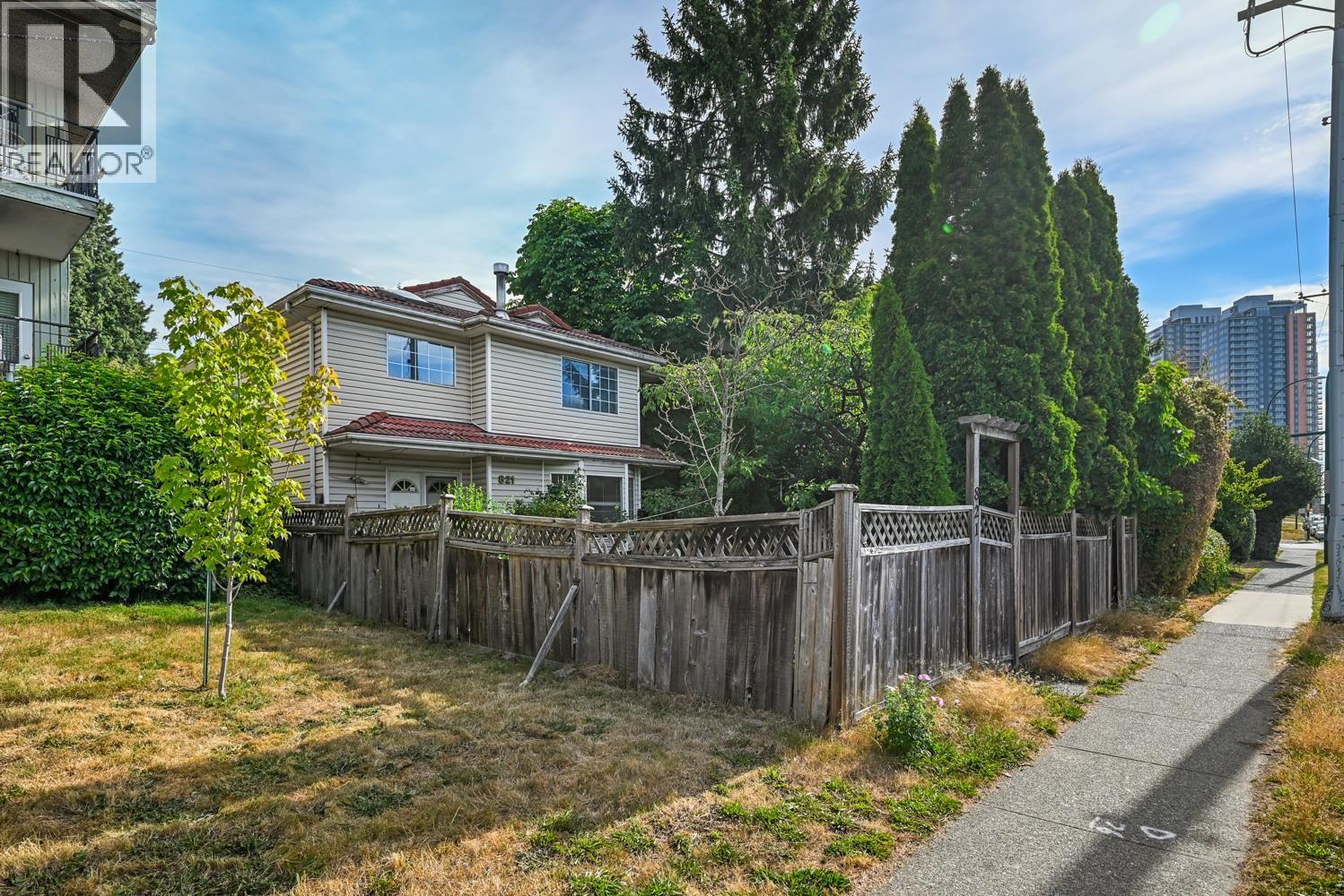 3 Bed, 2 Bath House for Sale in Vancouver – 819 W 70TH AVENUE, Vancouver – MLS# R3144223 - Image 30