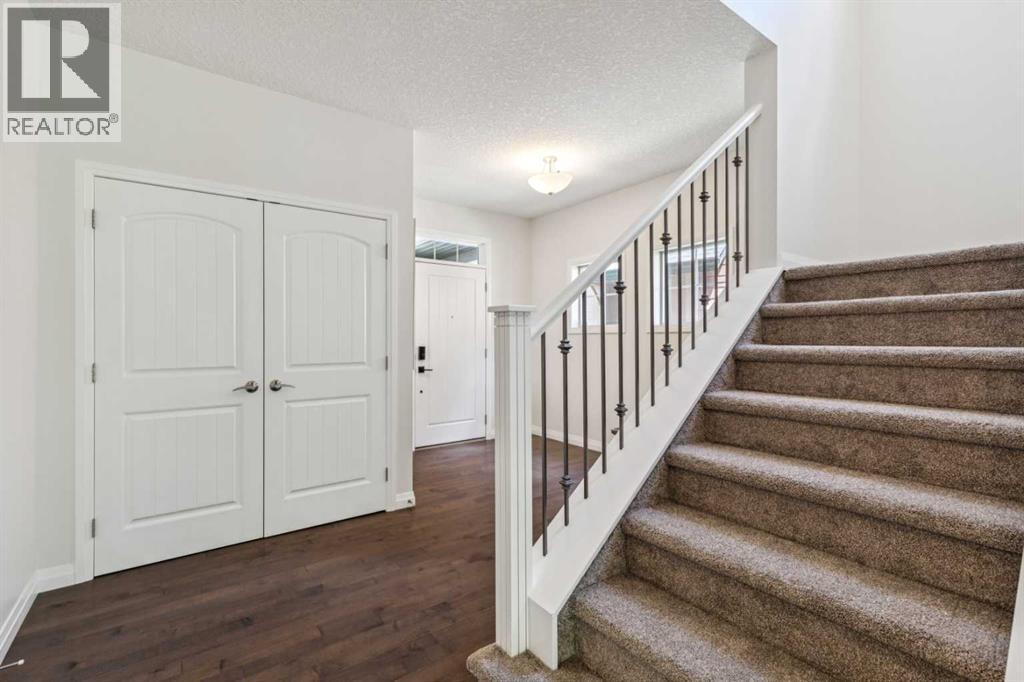 81 Riviera Crescent - photo 4