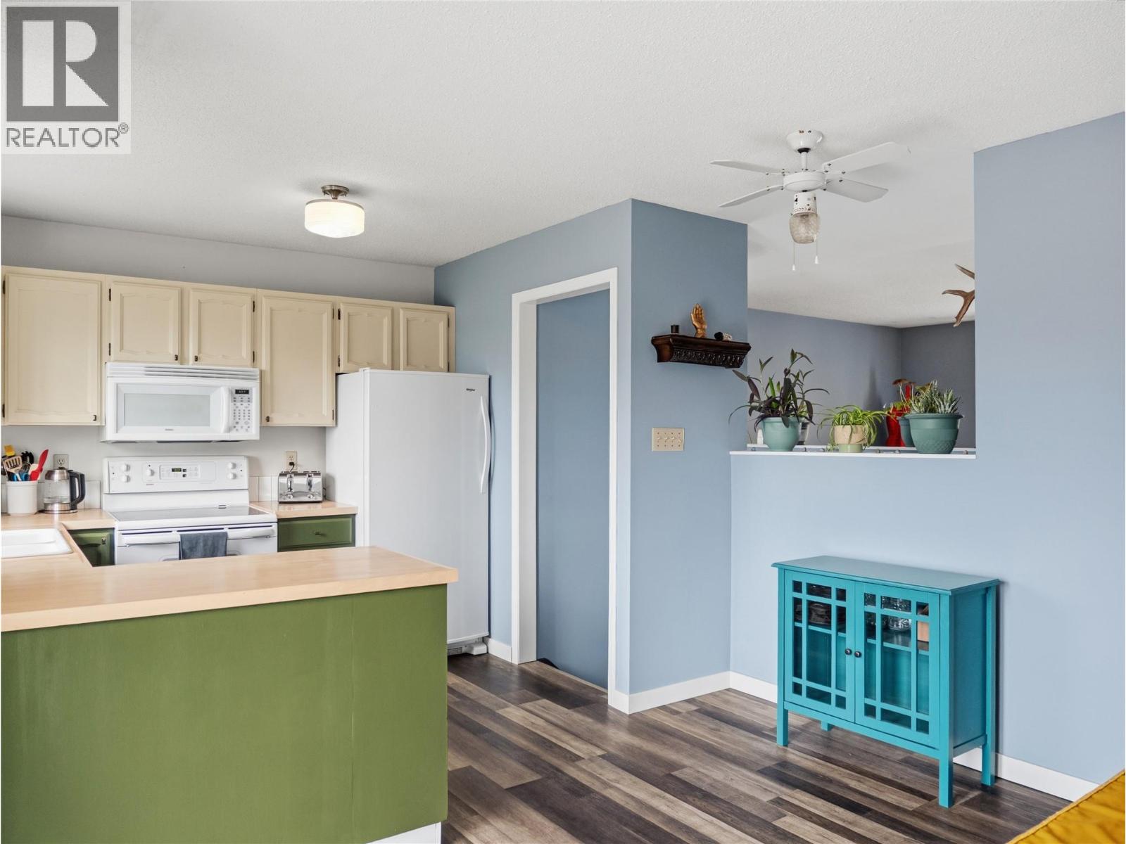 9201 6 Street - 13