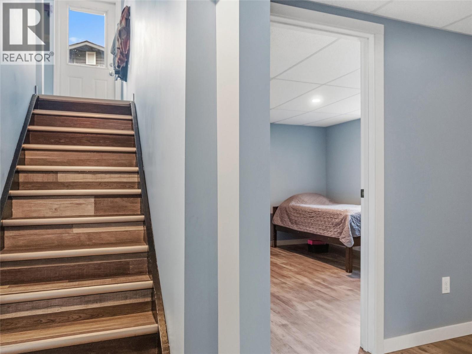 9201 6 Street - 38