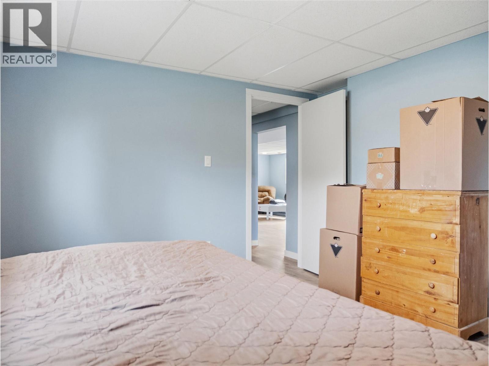 9201 6 Street - 40