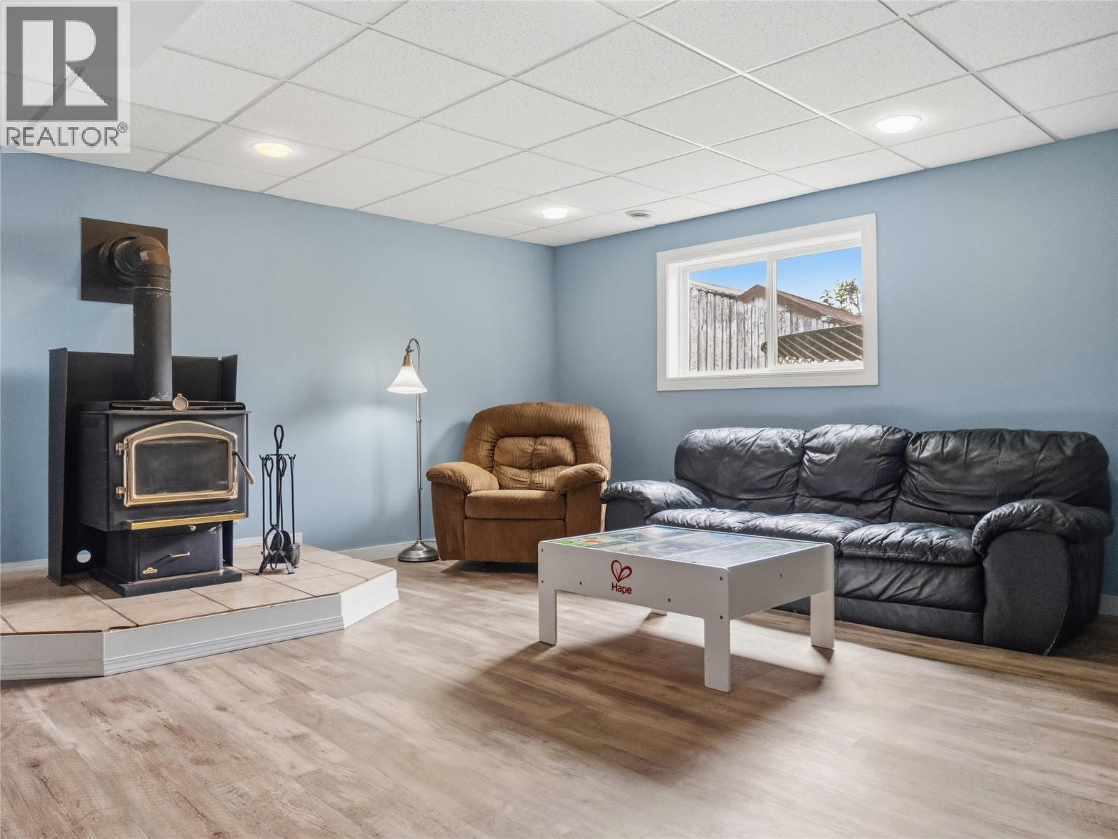 9201 6 Street - 44