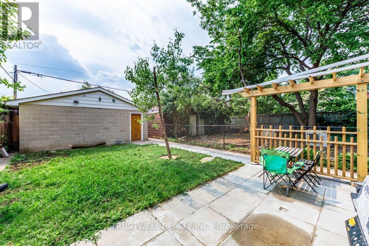 142 BORDEN STREET - 45