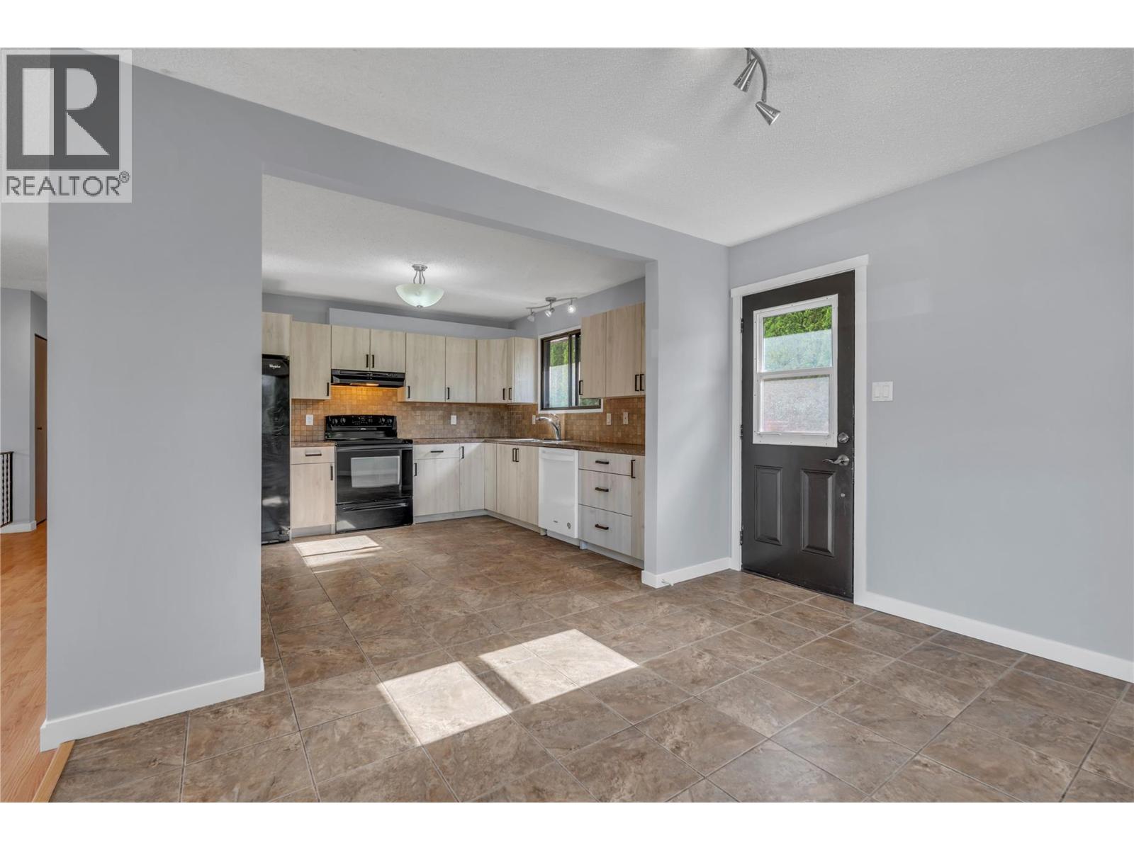 2550 Wiltse Drive - 5