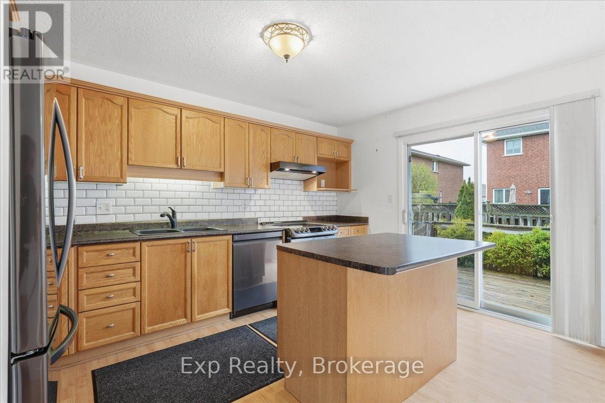 17 SPRUCE GARDENS - 13
