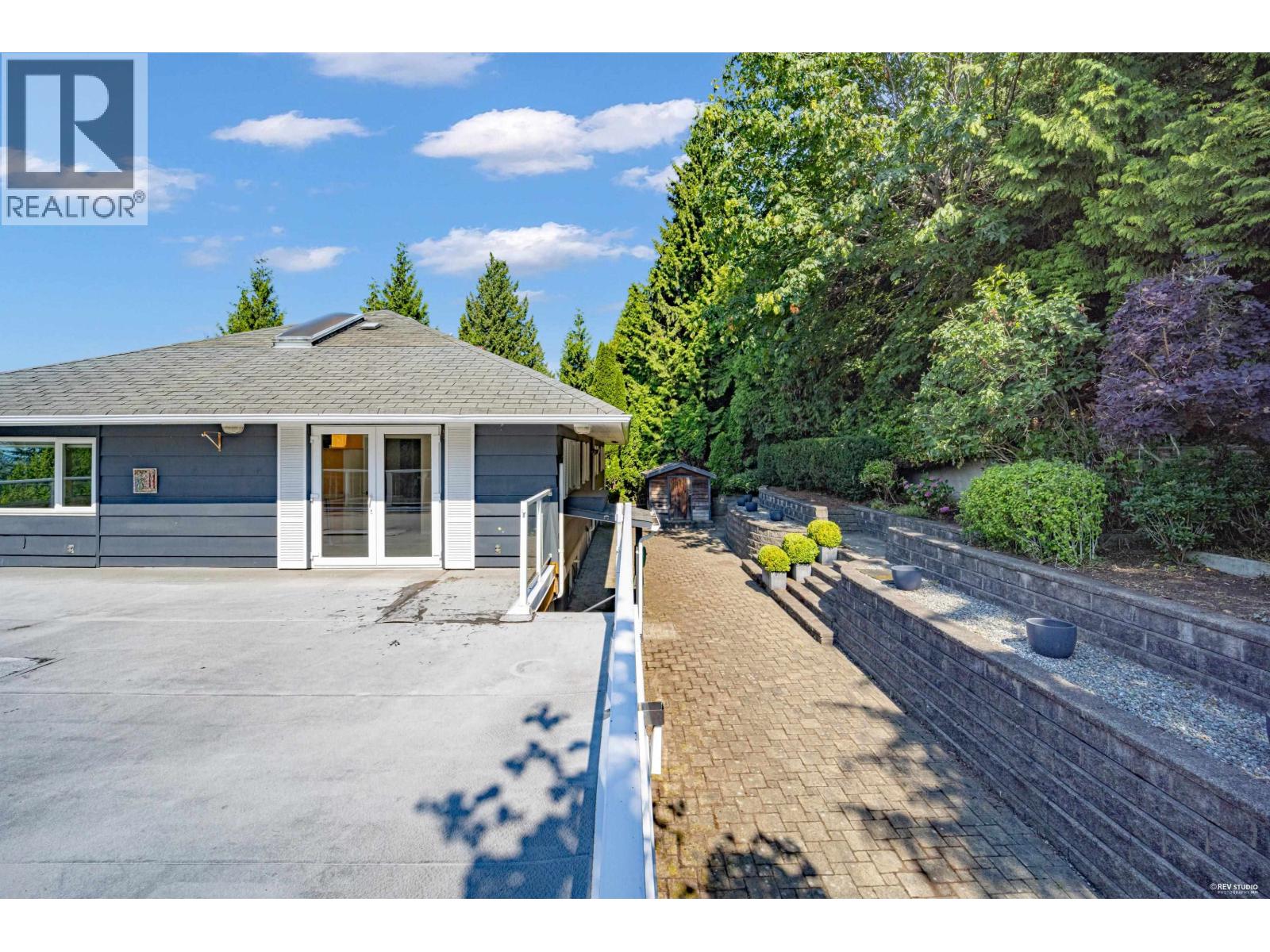 2615 SKILIFT PLACE, West Vancouver