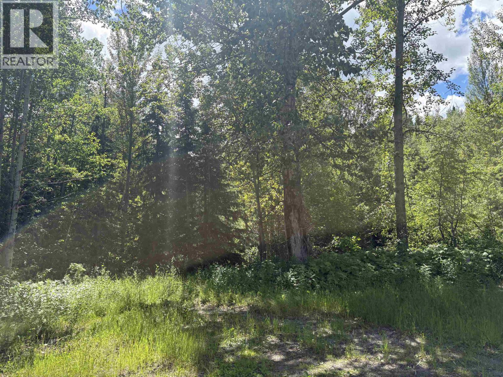 Photo 8 of 10 — 5433 ERICKSON STREET · Prince George, BC