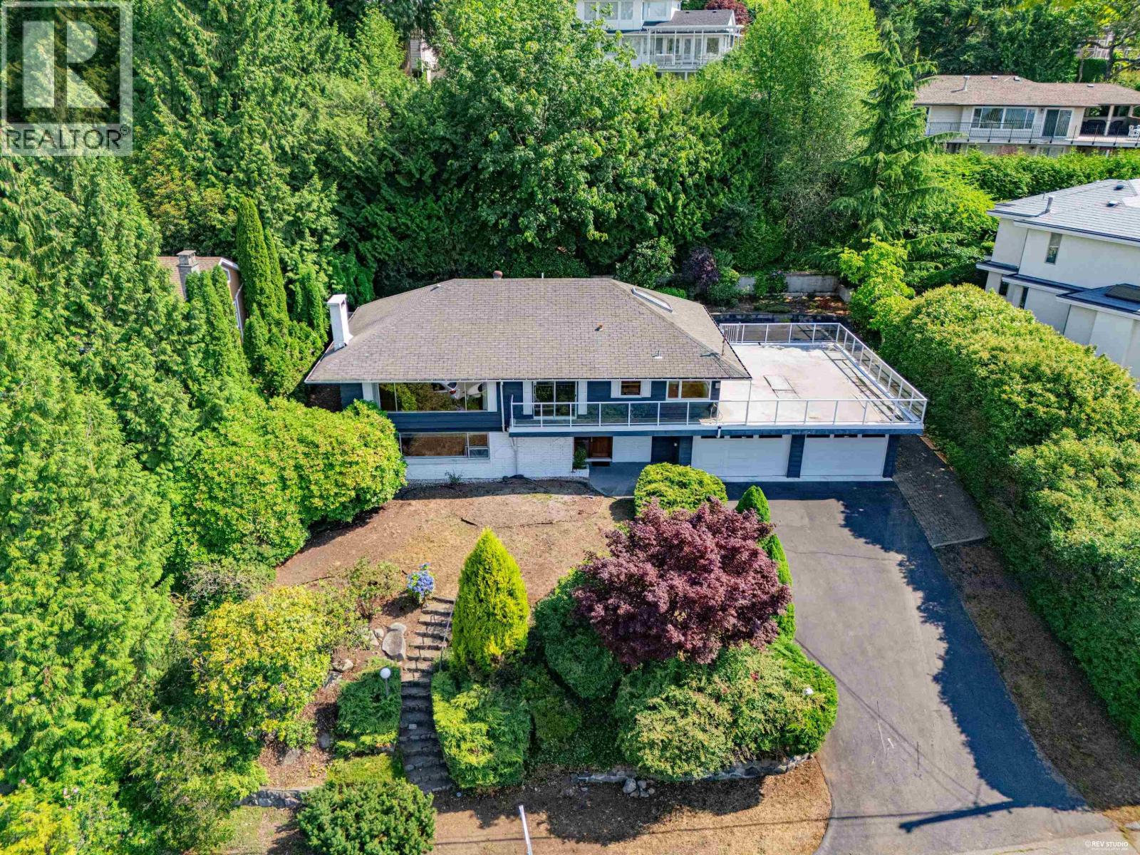 2615 SKILIFT PLACE, West Vancouver