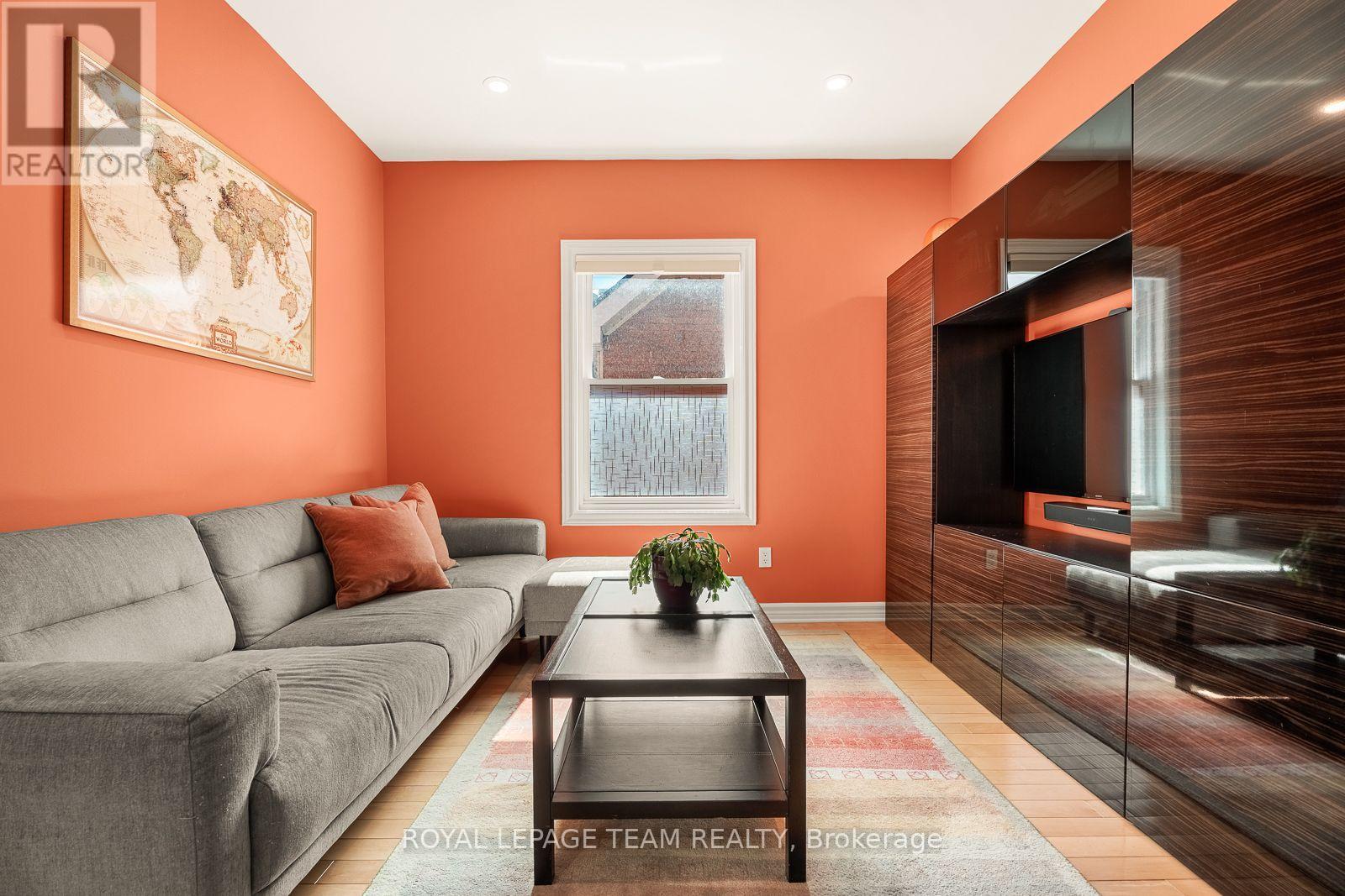 150 GUIGUES AVENUE - 23