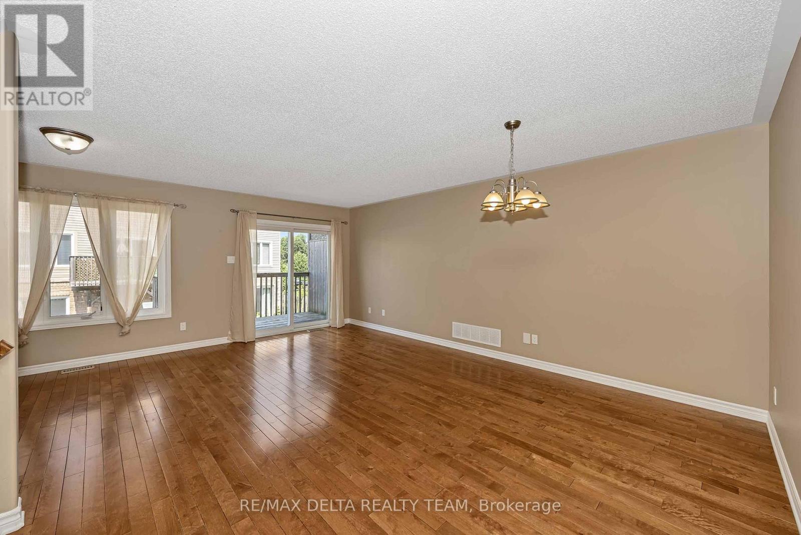 412 VAN BUREN STREET - Image 11