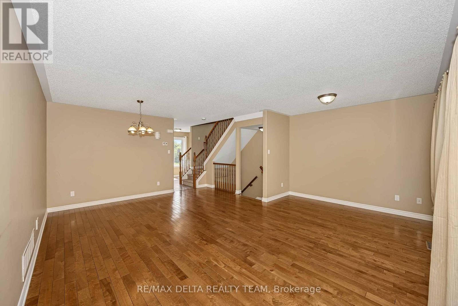 412 VAN BUREN STREET - Image 13
