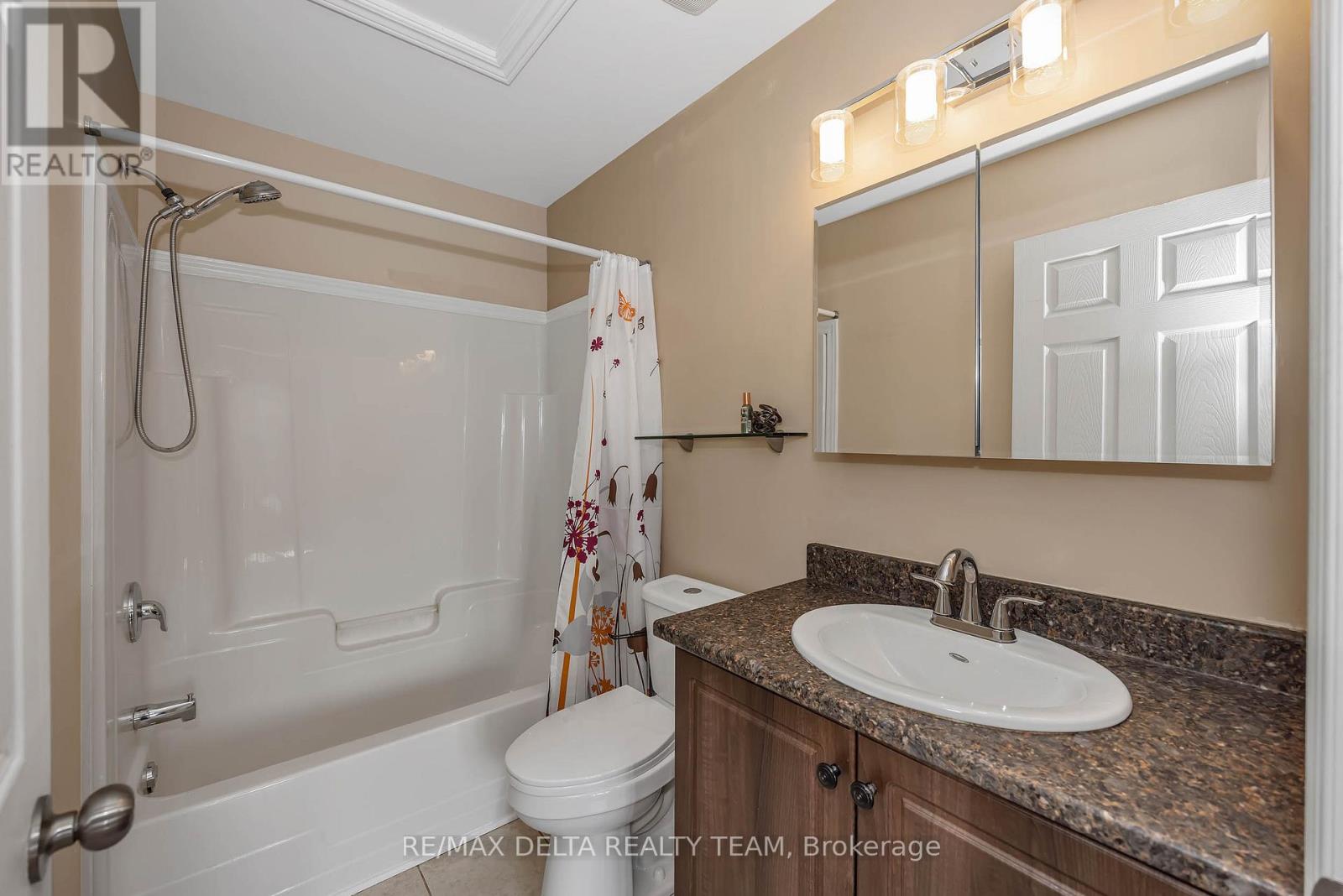 412 VAN BUREN STREET - Image 33