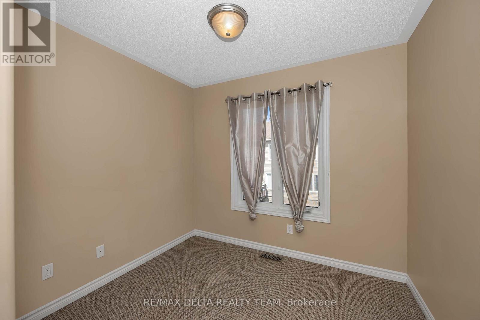 412 VAN BUREN STREET - Image 36