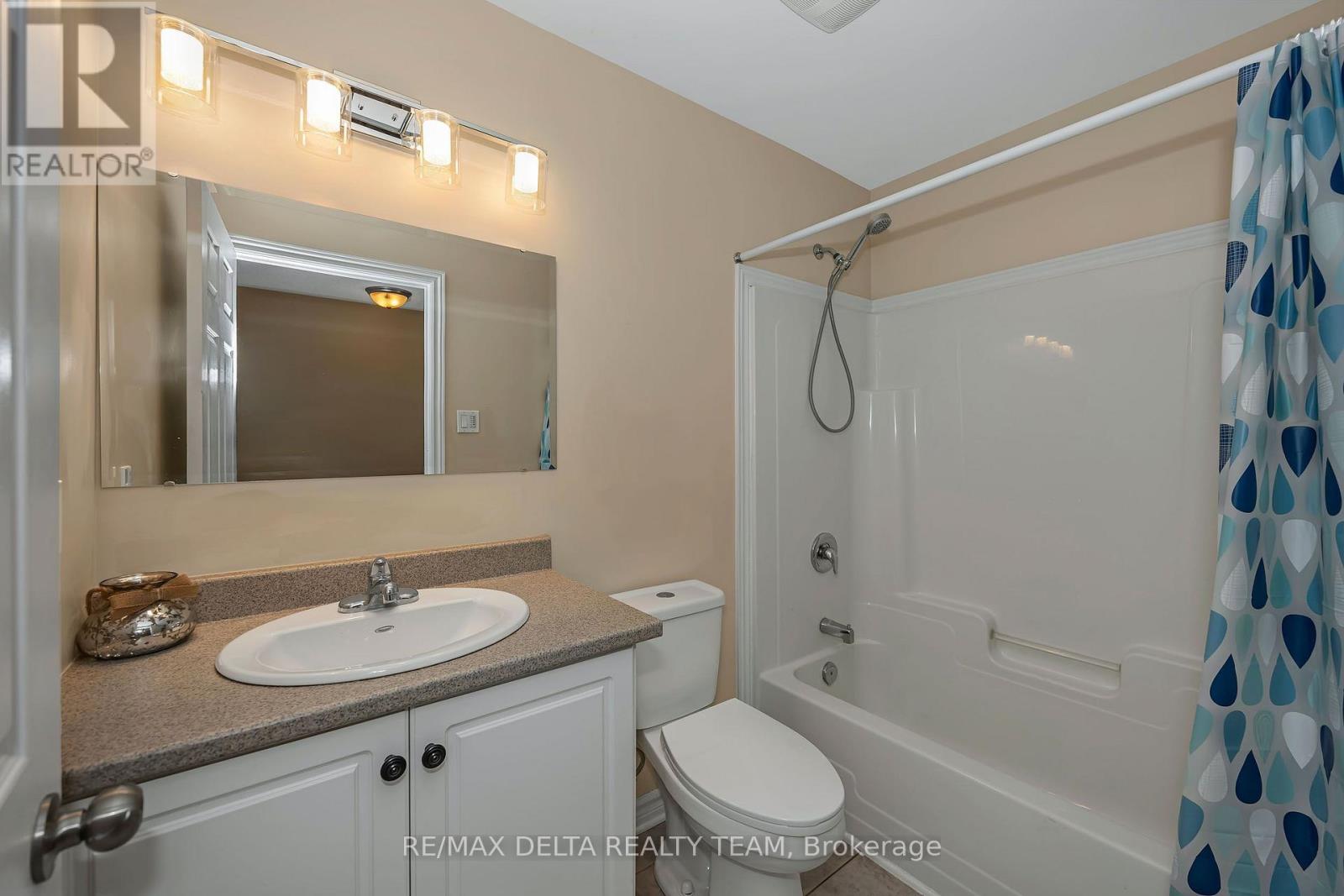 412 VAN BUREN STREET - Image 38