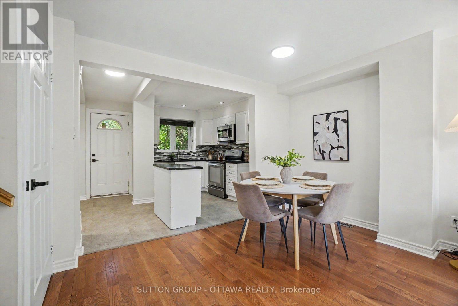 1833 BROUSSEAU CRESCENT, Ottawa. Luxury613. By Peter Sagos - Image 7