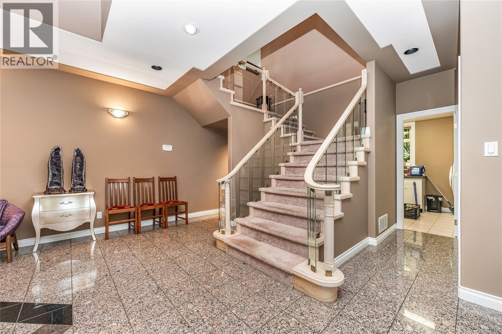 1060 Valewood Trail - 6