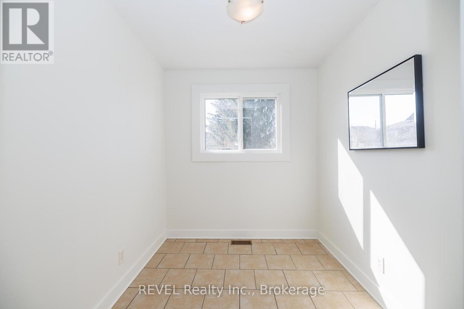 9 COLBORNE STREET - 10