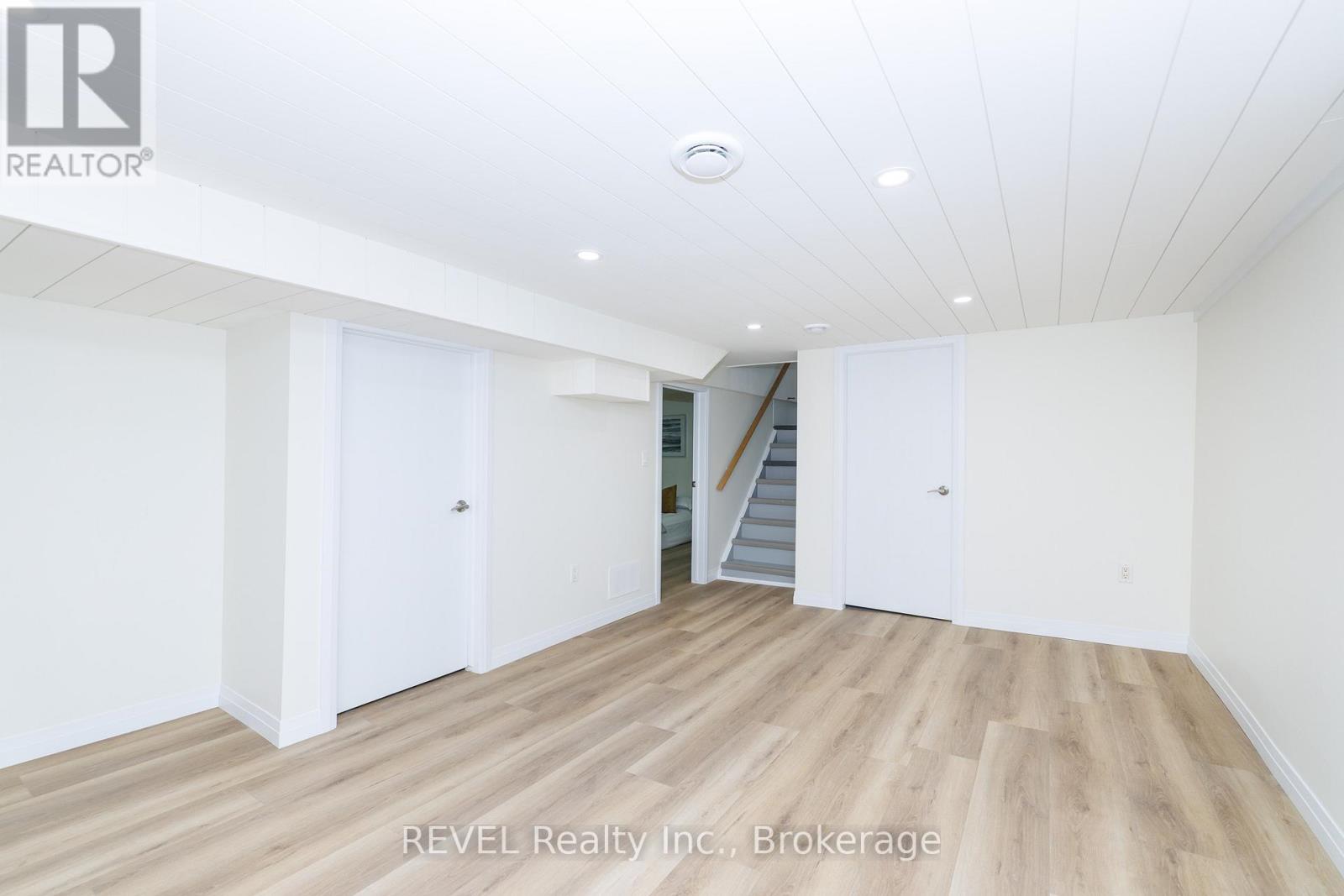 9 COLBORNE STREET - 22