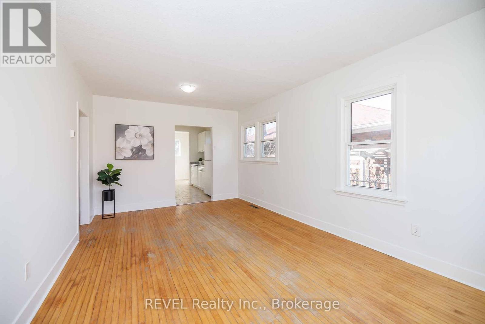9 COLBORNE STREET - 5