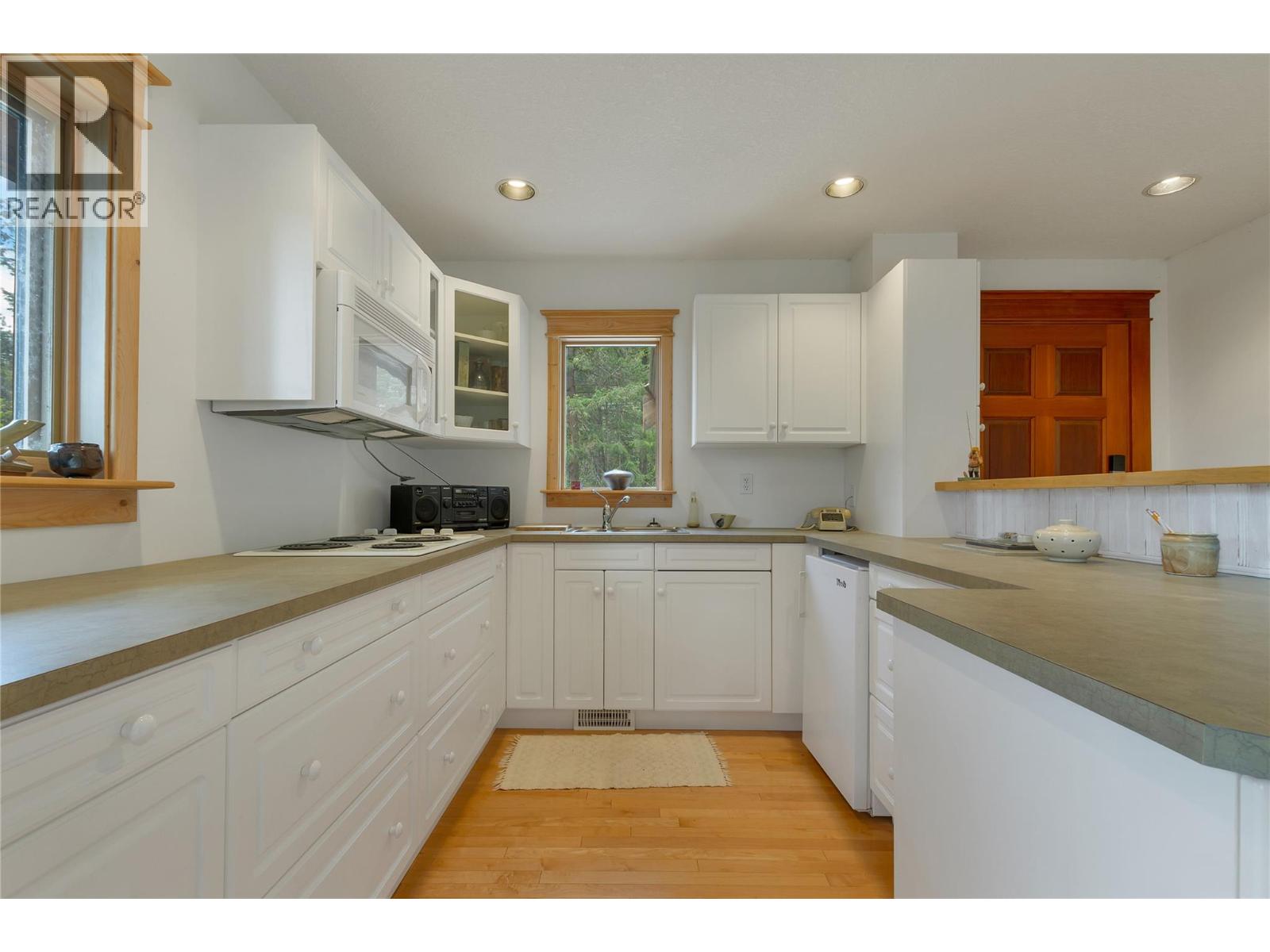 7804 Silver Star Road, Vernon