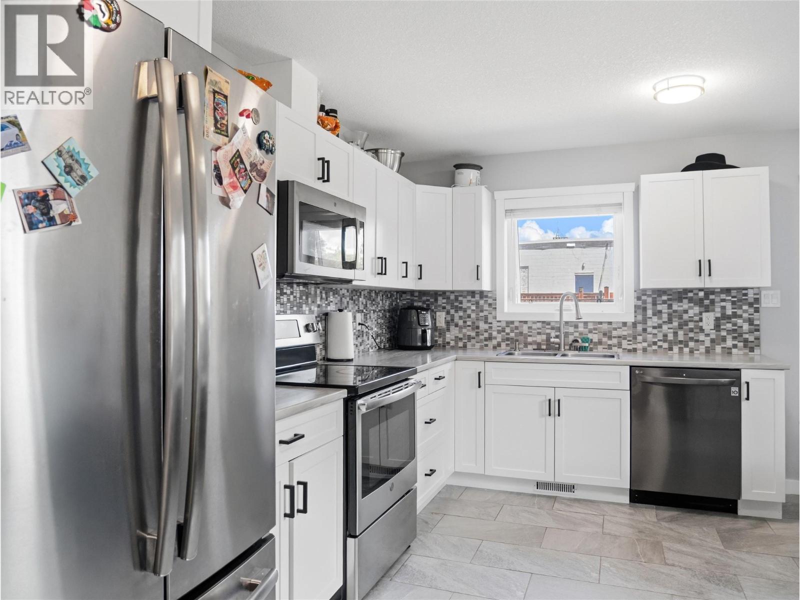1104 104 Avenue, Dawson Creek