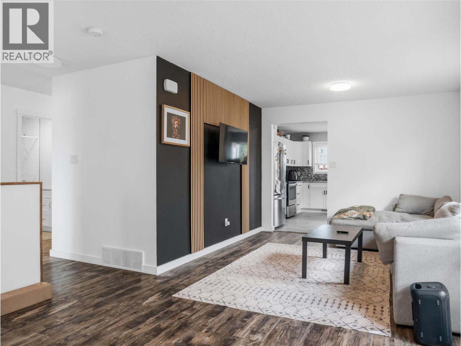 1104 104 Avenue, Dawson Creek