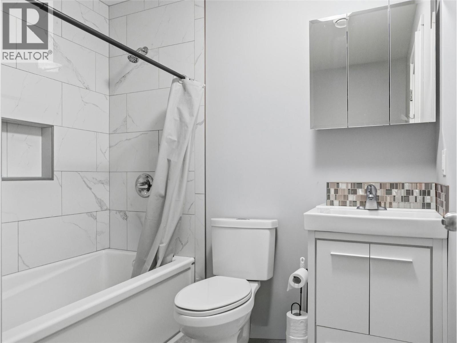 1104 104 Avenue, Dawson Creek