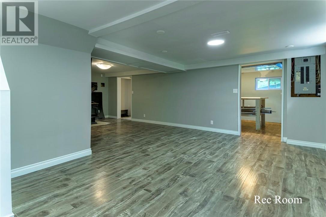 105 Labrosse Road - 24