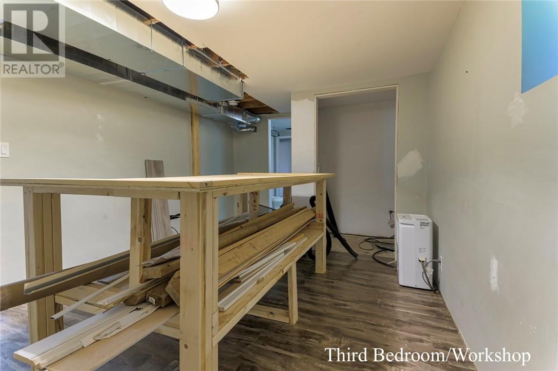 105 Labrosse Road - 30