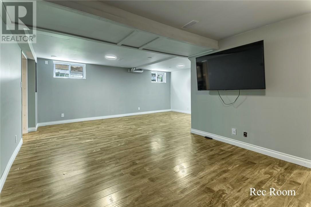 105 Labrosse Road - 27