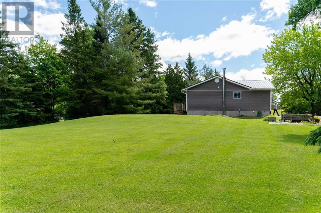 105 Labrosse Road - 41