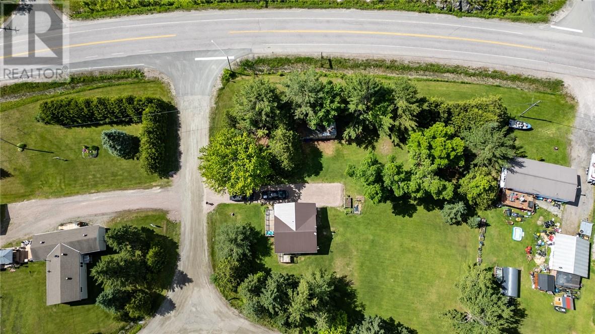 105 Labrosse Road - 4
