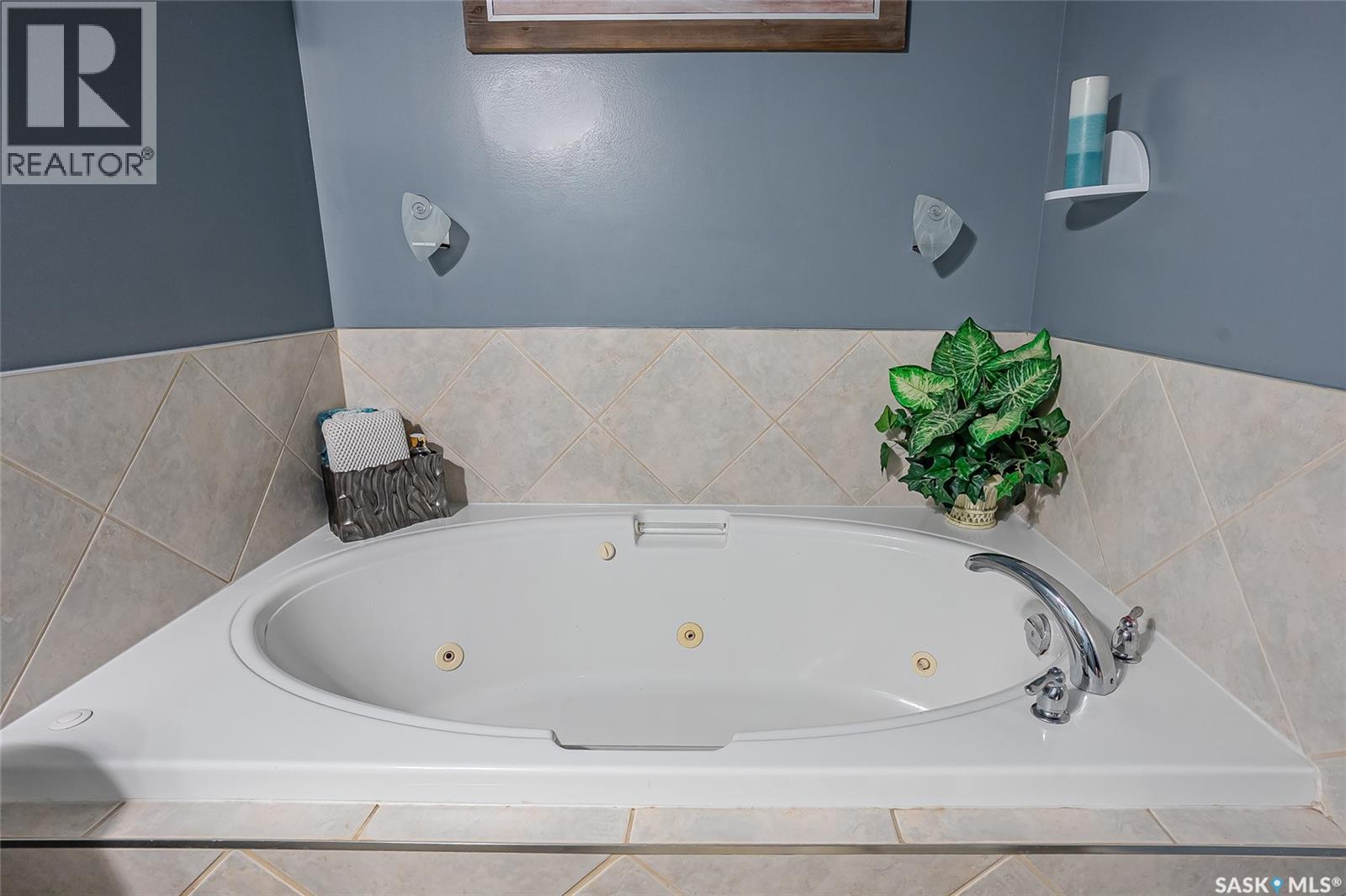 885 Manor HEIGHTS — photo 31