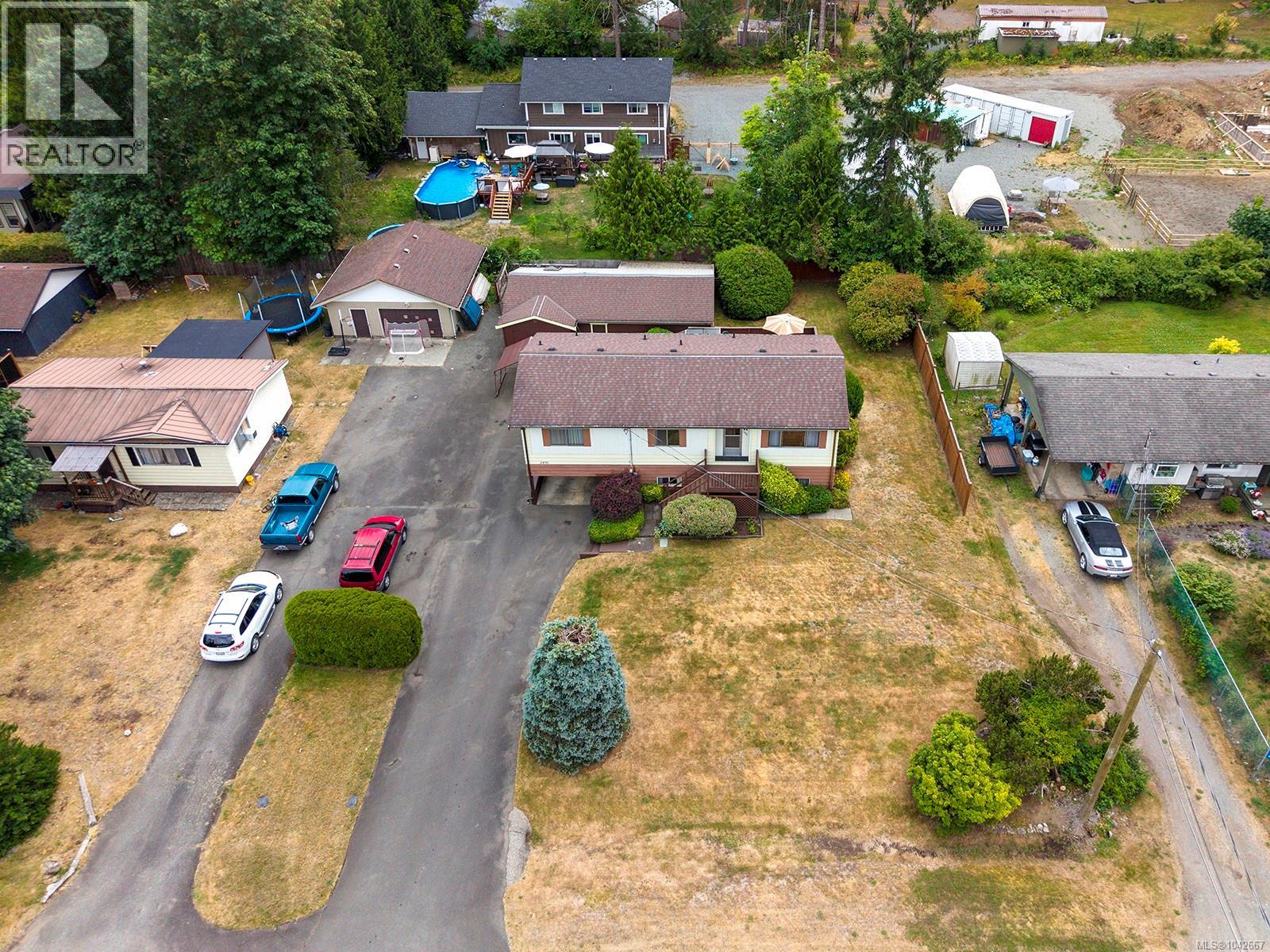 2496 Crystal Dr - 2