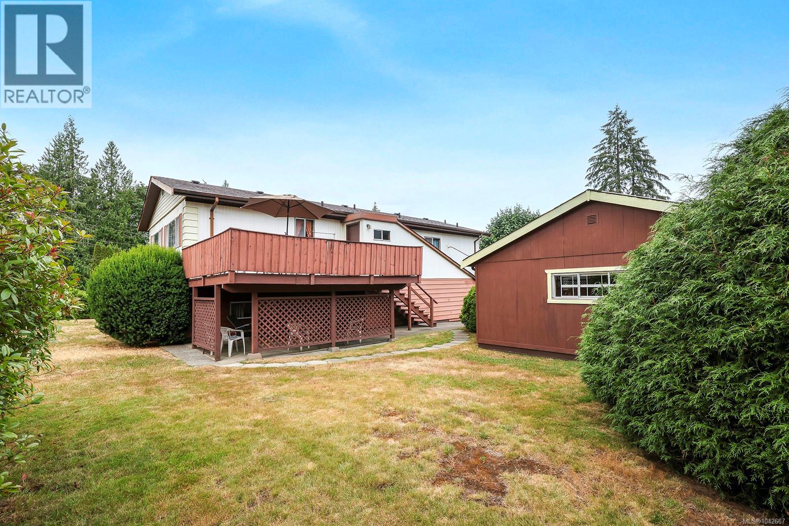 2496 Crystal Dr - 23