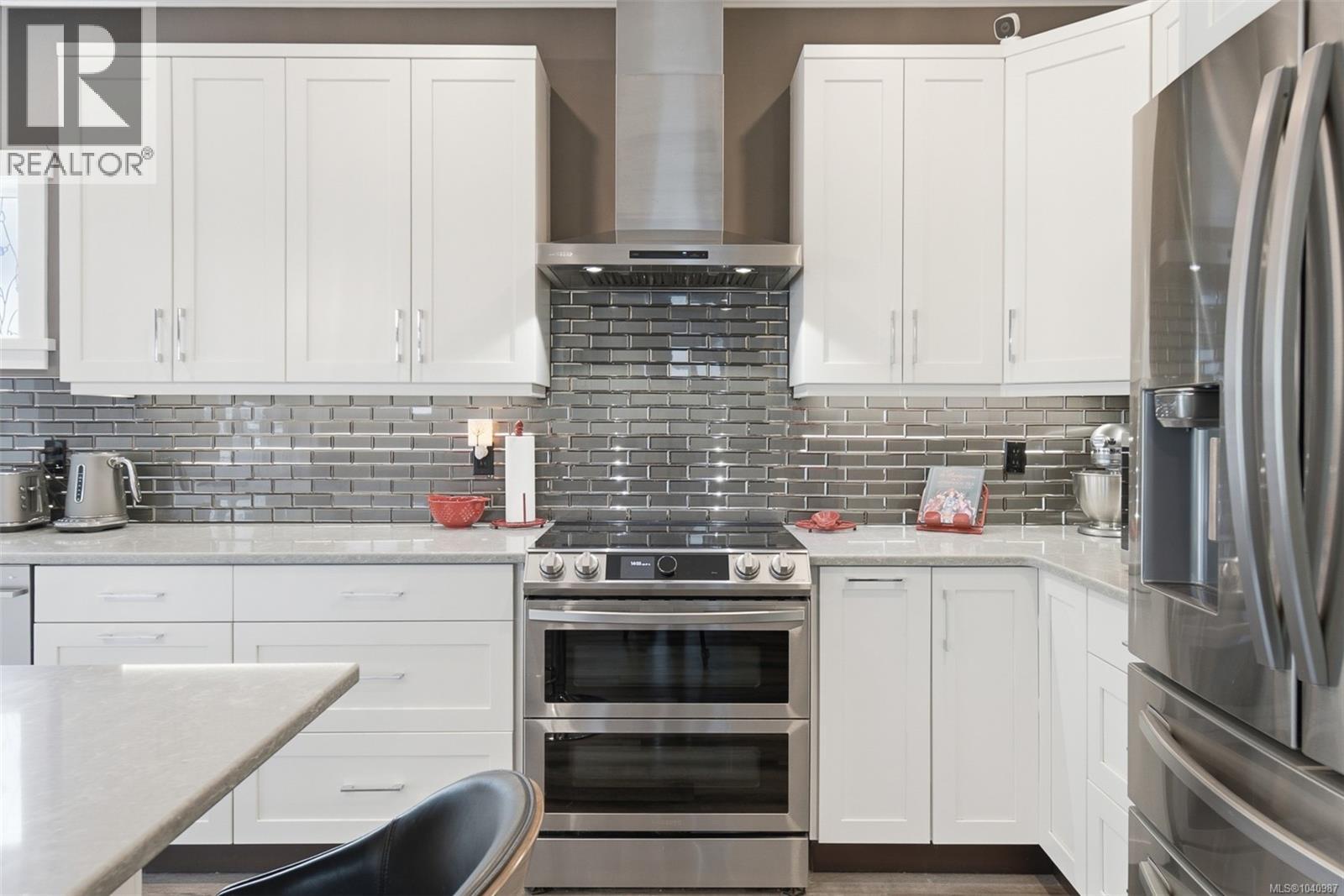 2997 Alouette Dr - 6