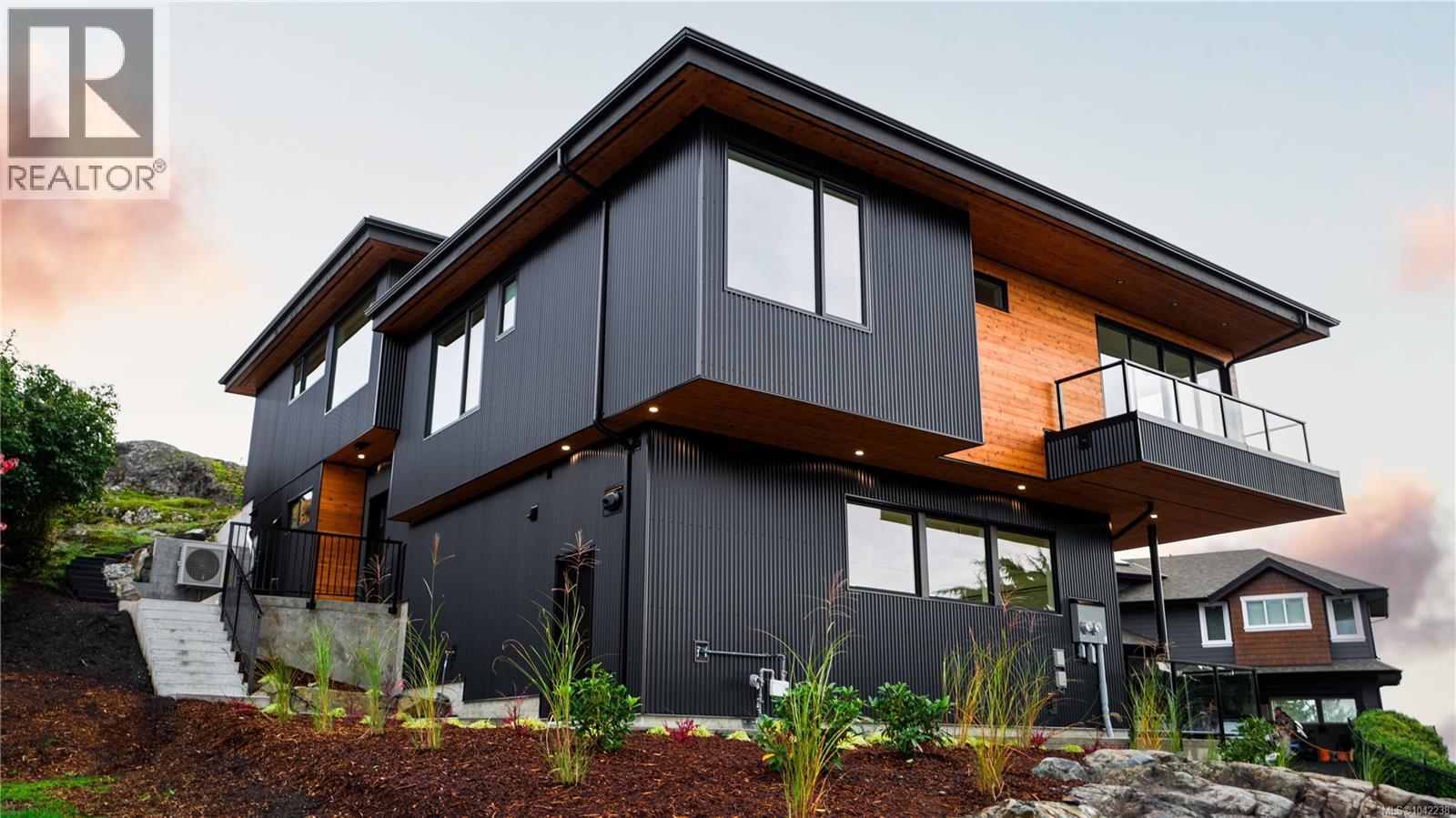 3700 Kootenay Pl - 7