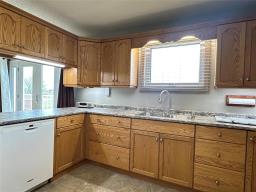 22111 14 Highway, Winkler, MB R6W4A6 Photo 13