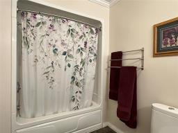 22111 14 Highway, Winkler, MB R6W4A6 Photo 26