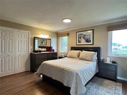 22111 14 Highway, Winkler, MB R6W4A6 Photo 23