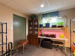 22111 14 Highway, Winkler, MB R6W4A6 Photo 38