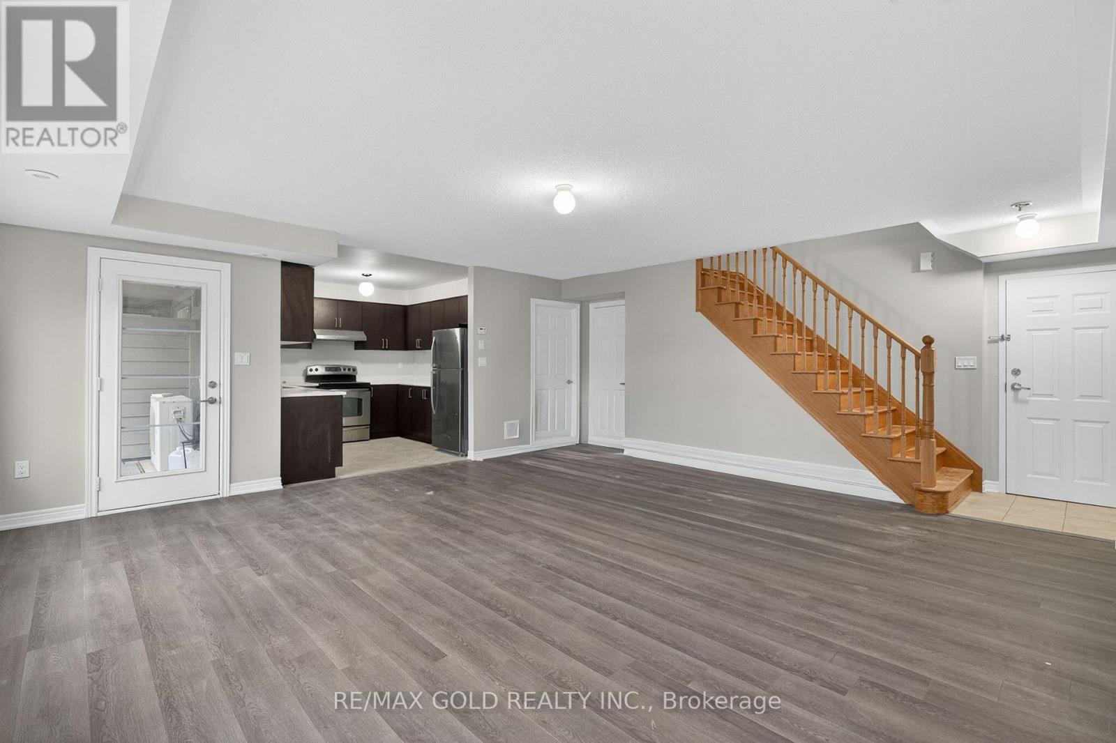 #48 200 VETERANS DRIVE - 11