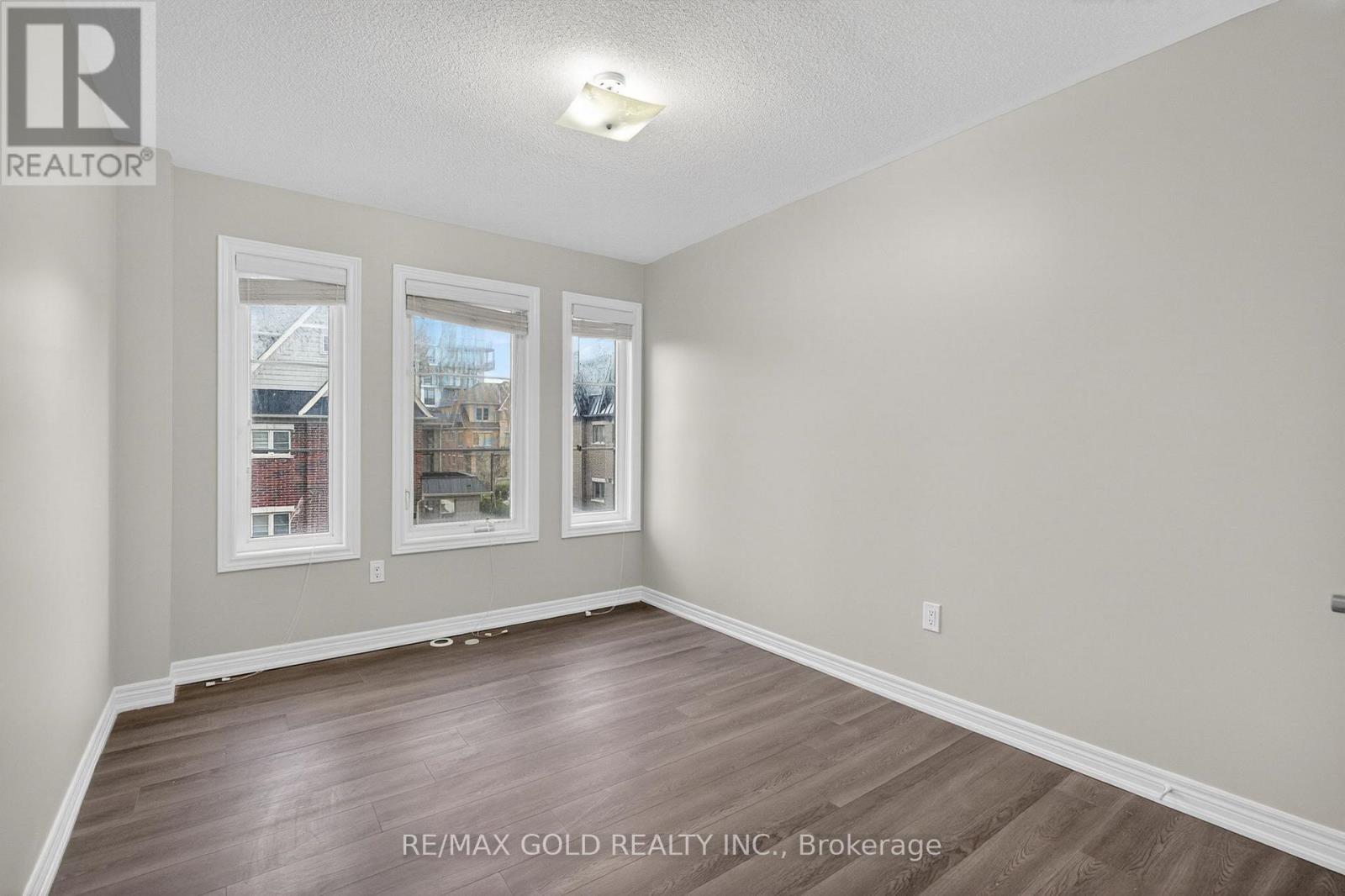 #48 200 VETERANS DRIVE - 19