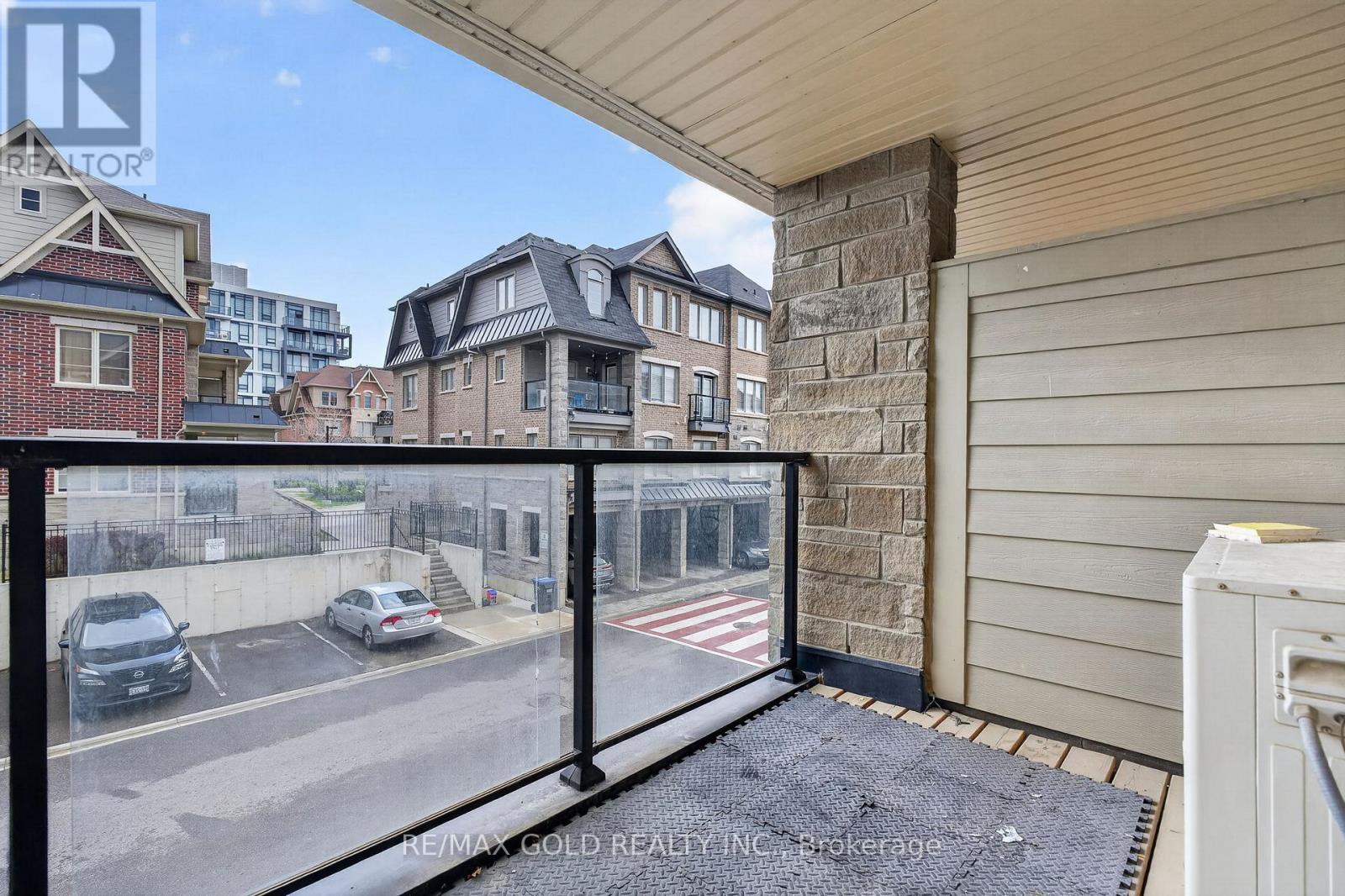 #48 200 VETERANS DRIVE - 26