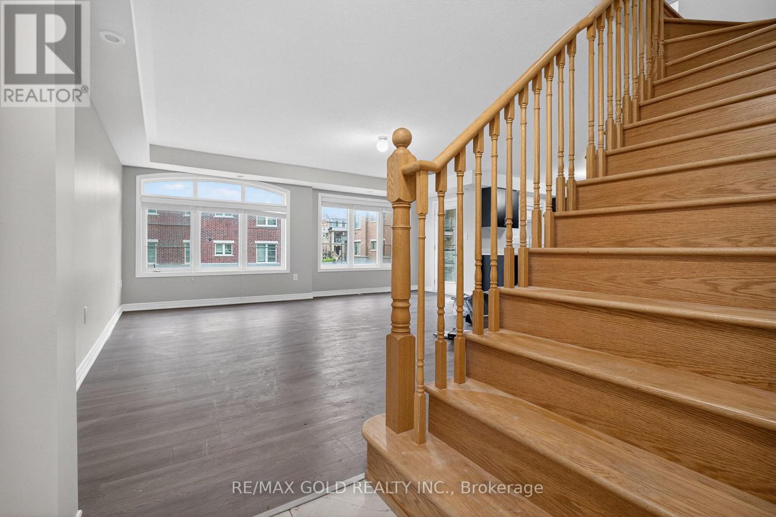 #48 200 VETERANS DRIVE - 7