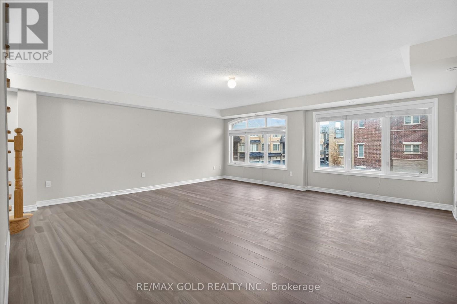 #48 200 VETERANS DRIVE - 8