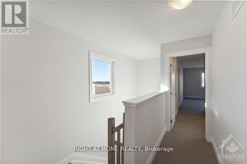 724 PETANQUE CRESCENT, Ottawa. Luxury613. By Peter Sagos - Image 13
